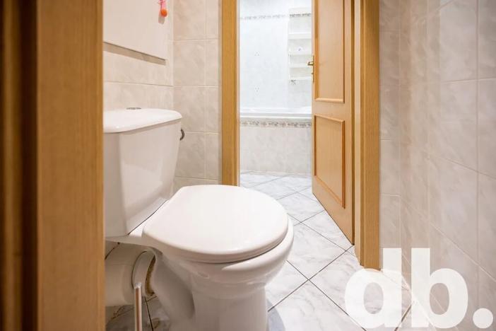 Pronájem bytu 4+1, Karlovy Vary, Česká, 84 m2