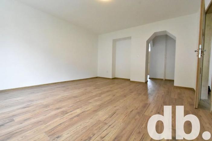 Prodej bytu 2+1, Horní Slavkov, Poštovní, 60 m2