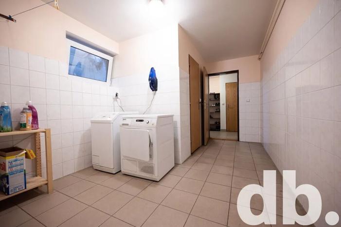 Prodej rodinného domu, Karlovy Vary, Vančurova, 260 m2