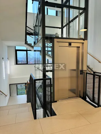 Pronájem bytu 3+kk, Praha - Košíře, Naskové, 64 m2