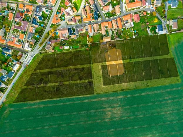 Prodej pozemku pro bydlení, Slaný, 830 m2