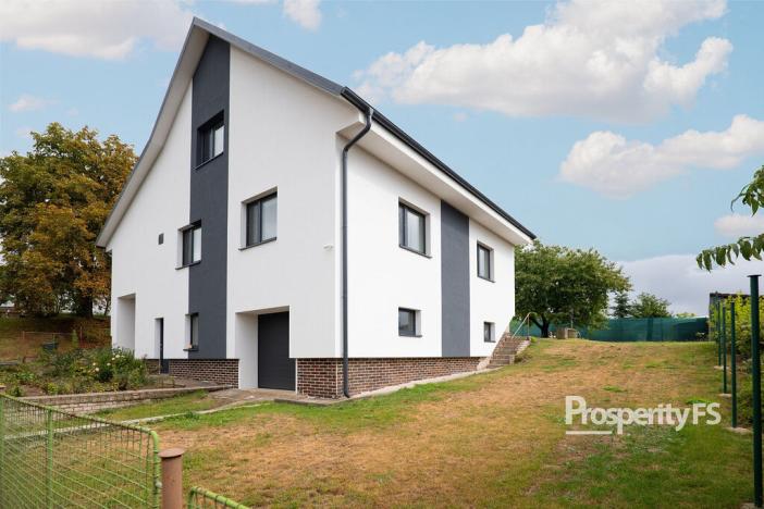 Prodej rodinného domu, Hořešovičky, 256 m2