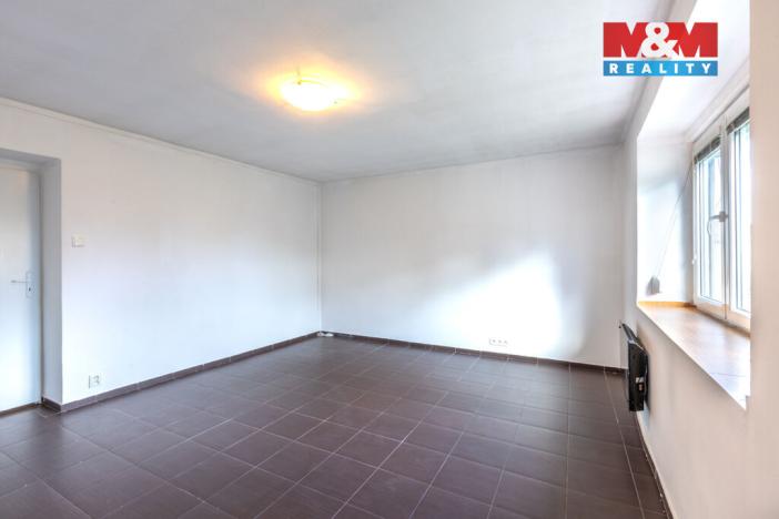 Prodej bytu 2+1, Staňkovice, Sídliště, 56 m2