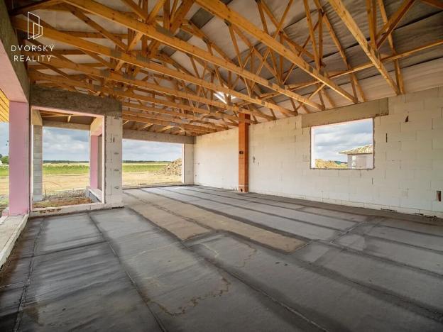 Prodej rodinného domu, Sukorady, 220 m2