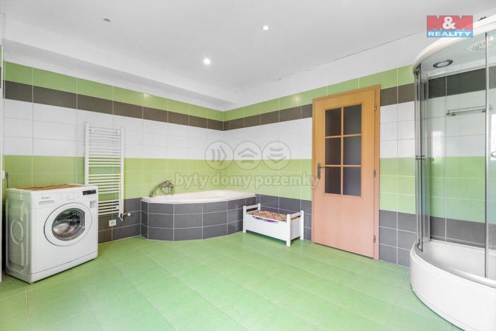 Prodej rodinného domu, Česká Lípa - Dobranov, 352 m2