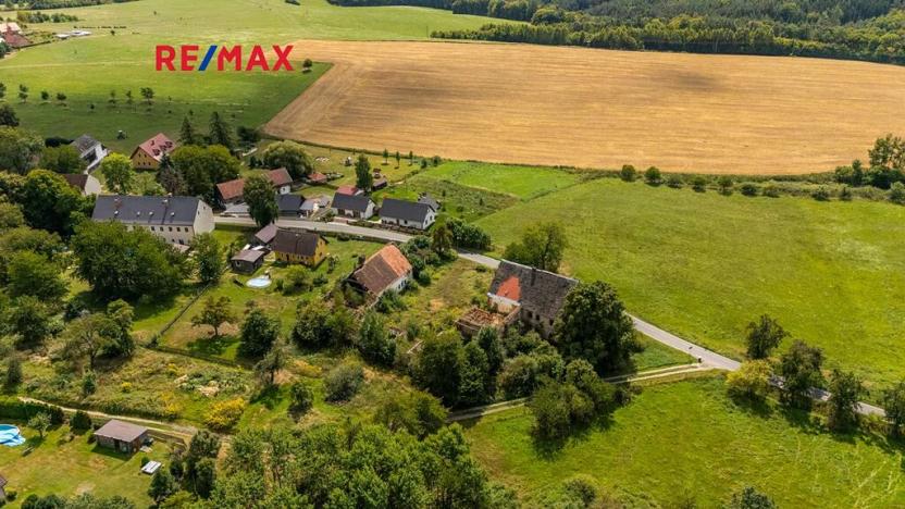 Prodej vily, Blatce, 1947 m2