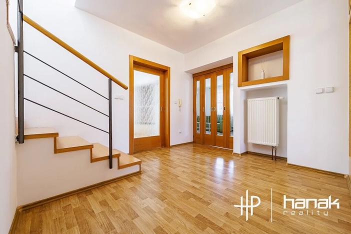 Pronájem rodinného domu, Doloplazy, 264 m2