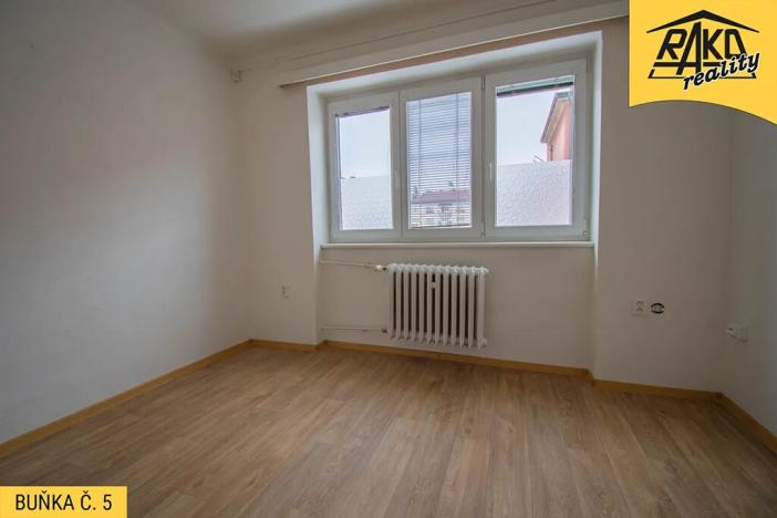 Pronájem kanceláře, Trutnov, Železničářská, 29 m2