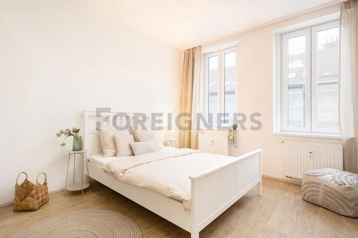 Pronájem bytu 1+kk, Brno, Bratislavská, 36 m2