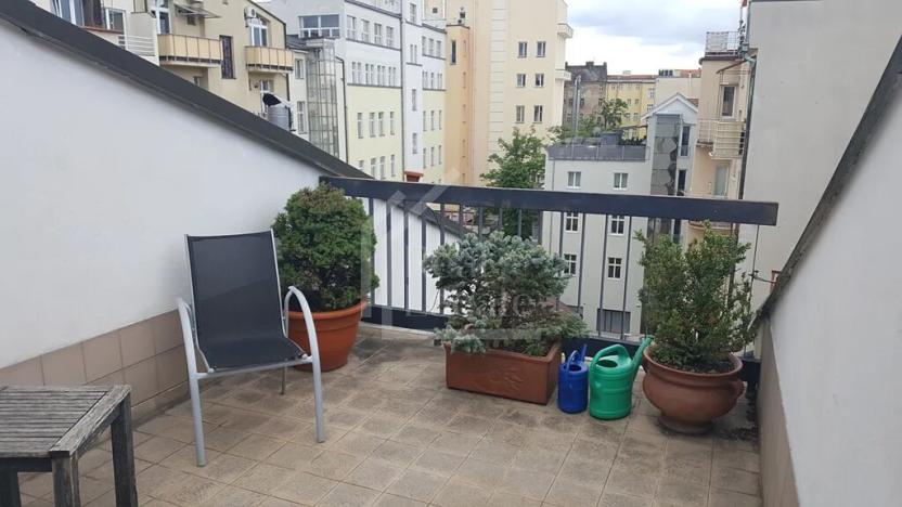 Pronájem bytu 2+kk, Praha - Vinohrady, Rumunská, 60 m2