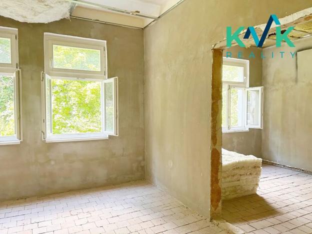 Prodej bytu 4+1, Karlovy Vary, Sadová, 154 m2