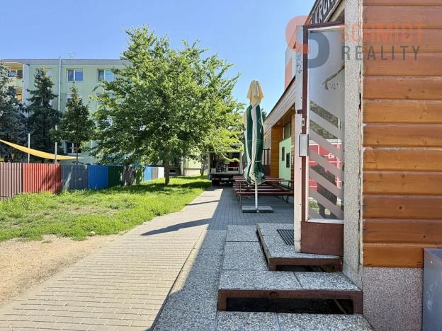 Pronájem obchodního prostoru, Břeclav, U Splavu, 350 m2