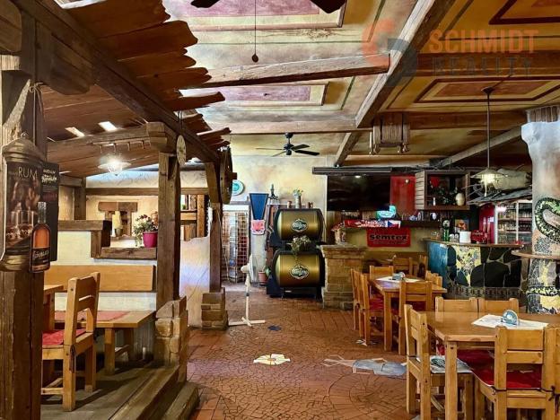 Pronájem obchodního prostoru, Břeclav, U Splavu, 350 m2