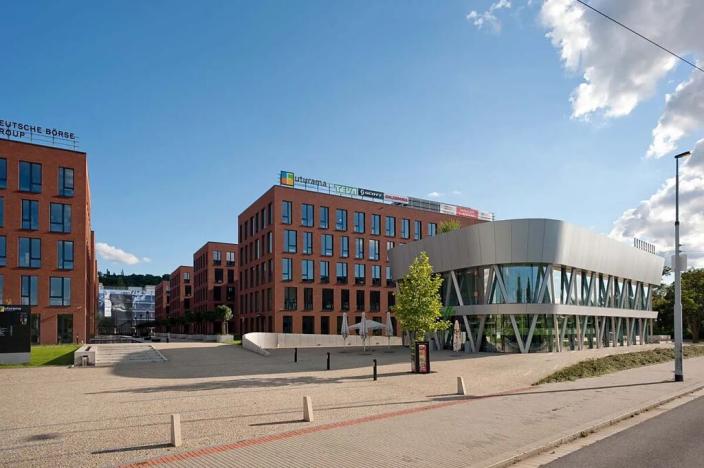 Pronájem kanceláře, Praha - Karlín, Sokolovská, 1400 m2