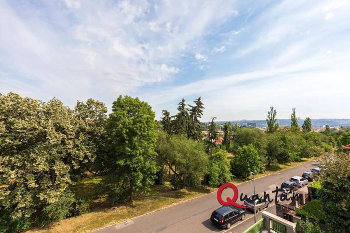 Pronájem rodinného domu, Praha - Střešovice, Pod Ořechovkou, 320 m2