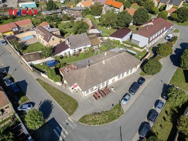 Prodej obchodního prostoru, Čelákovice, Na Hrázi, 650 m2