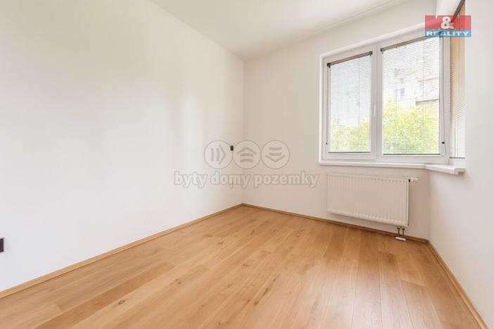 Pronájem bytu 2+kk, Praha, Názovská, 50 m2