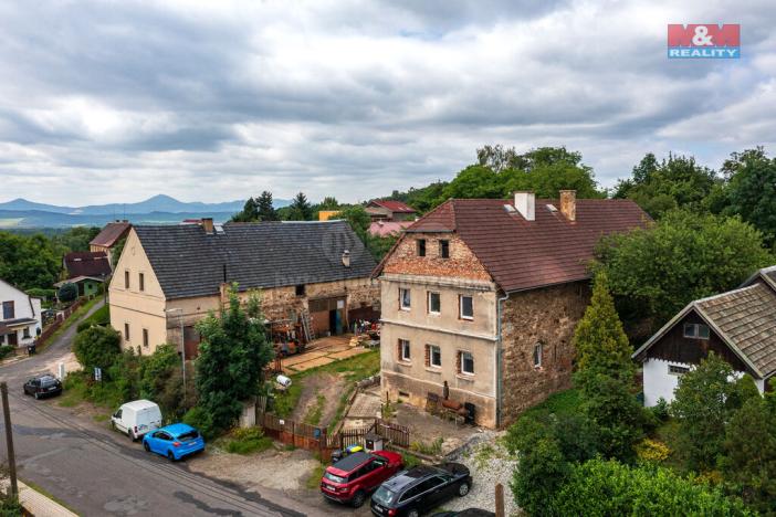Prodej rodinného domu, Chlumec - Žandov, 400 m2