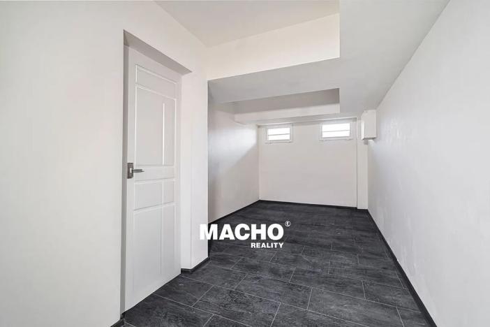 Prodej bytu 2+kk, Chrášťany, 39 m2