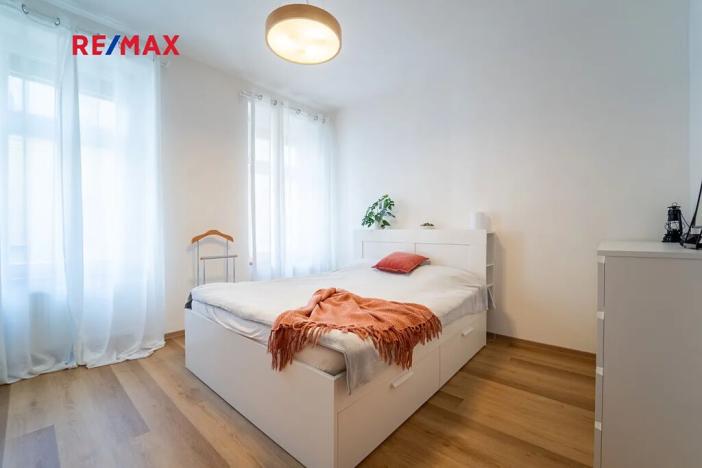 Prodej bytu 2+1, Praha - Karlín, Pernerova, 62 m2