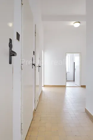 Prodej bytu 3+1, Praha - Podolí, Podolské nábřeží, 100 m2