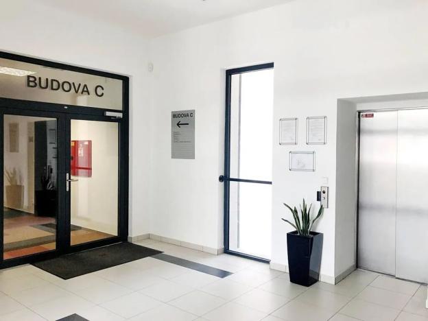 Pronájem kanceláře, Praha - Stodůlky, Prusíkova, 38 m2