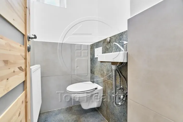 Prodej rodinného domu, Březová, 199 m2