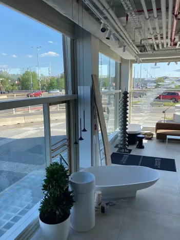 Pronájem obchodního prostoru, Praha - Holešovice, Bubenská, 242 m2