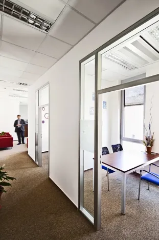 Pronájem kanceláře, Ústí nad Labem, Špitálské náměstí, 590 m2