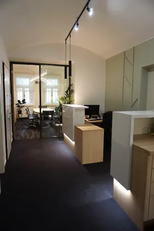 Prodej kanceláře, Praha - Holešovice, Pplk. Sochora, 98 m2