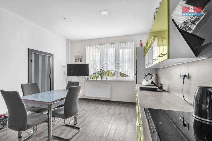 Prodej rodinného domu, Boseň, 180 m2