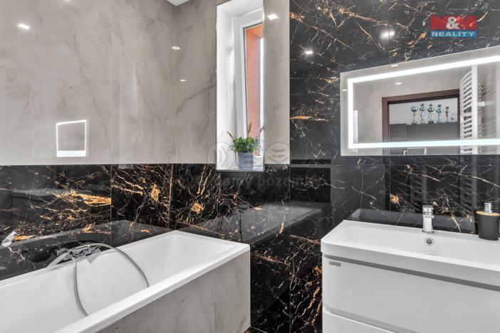 Prodej rodinného domu, Boseň, 180 m2