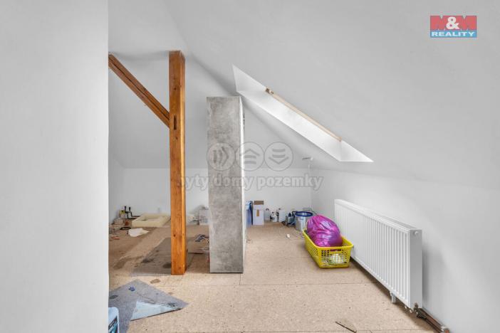 Prodej rodinného domu, Boseň, 180 m2