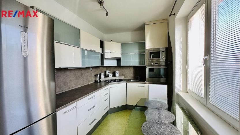 Pronájem bytu 2+1, Ostrava - Poruba, Maďarská, 54 m2