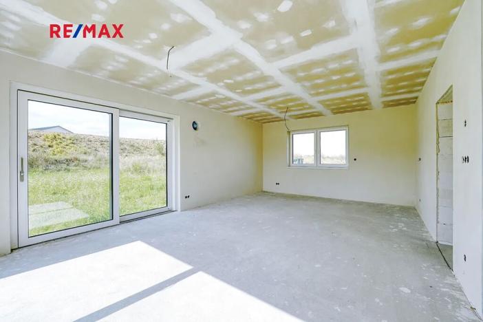 Prodej rodinného domu, Lužany, 153 m2