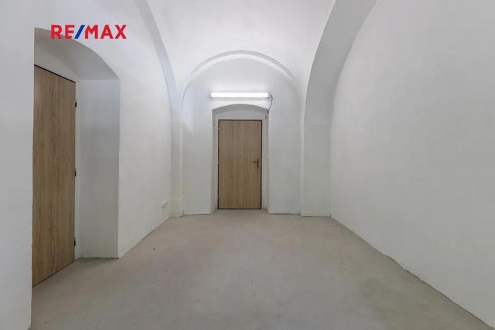 Prodej obchodního prostoru, Zbiroh, Líšenská, 700 m2