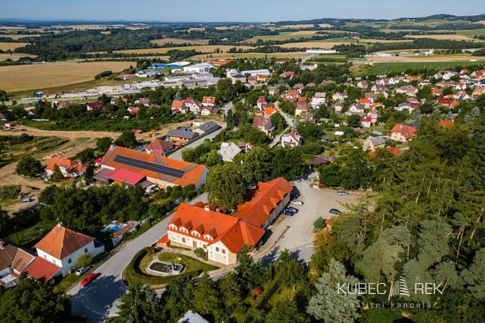 Prodej ubytování, Chotoviny, Táborská, 2200 m2