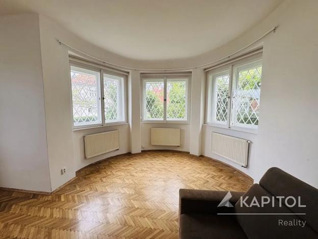 Pronájem bytu 2+1, Praha - Smíchov, U Malvazinky, 69 m2