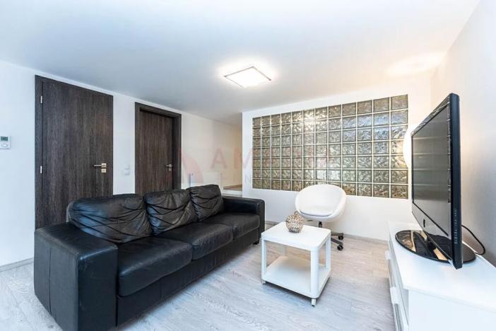 Prodej bytu 1+kk, Praha - Karlín, U Mlýnského kanálu, 80 m2