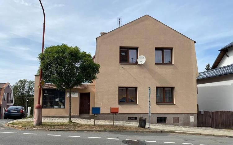 Prodej obchodního prostoru, Třebíč, Sucheniova, 200 m2