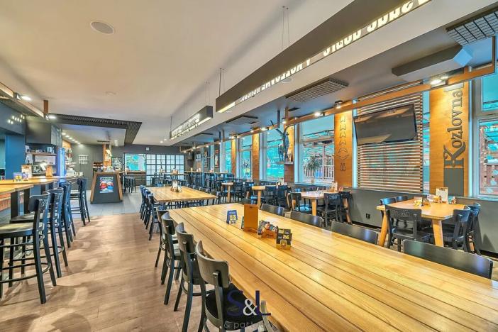 Prodej restaurace, Česká Lípa, Antonína Sovy, 900 m2