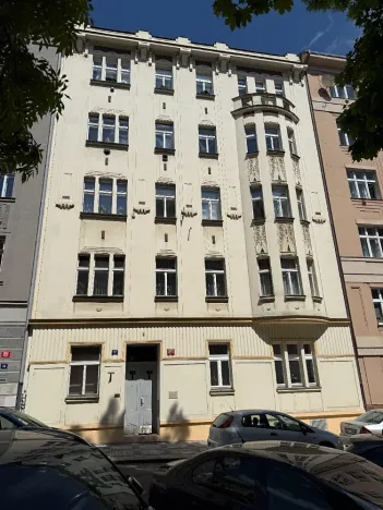 Prodej bytu 4+kk, Praha - Holešovice, Pplk. Sochora, 98 m2