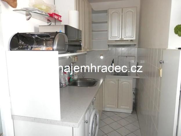 Pronájem bytu 2+kk, Hradec Králové, Veverkova, 37 m2