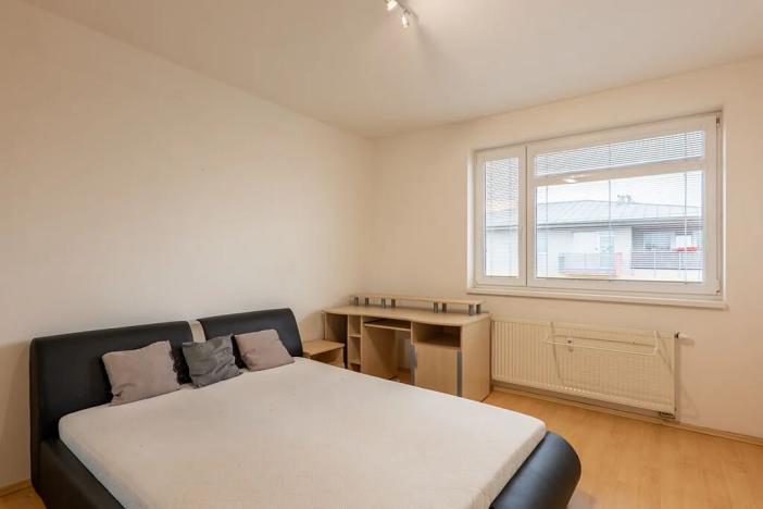 Prodej bytu 2+kk, Praha - Vinoř, Českodubská, 43 m2