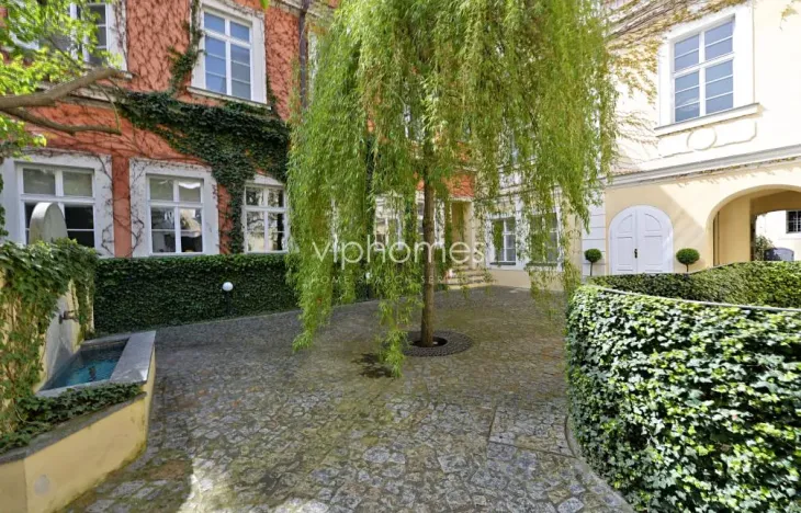 Pronájem bytu 4+1, Praha - Malá Strana, Vlašská, 221 m2