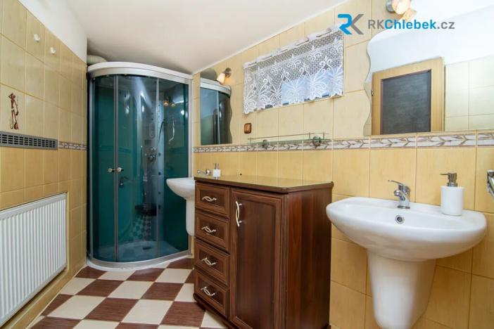 Prodej rodinného domu, Kozlovice, 283 m2