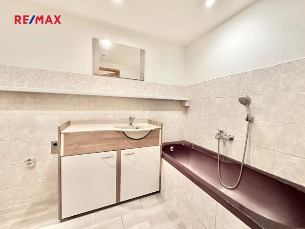 Prodej bytu 3+1, Kladno, Estonská, 68 m2