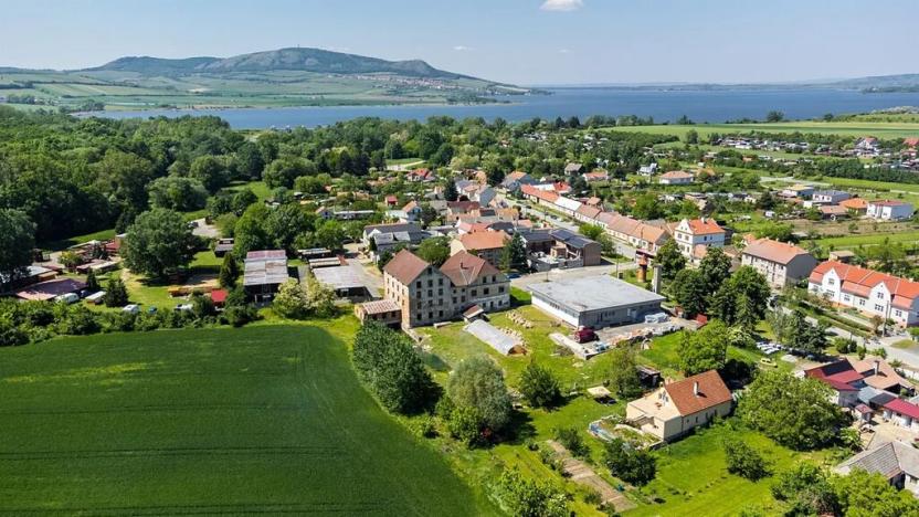 Prodej rodinného domu, Přítluky, 2507 m2