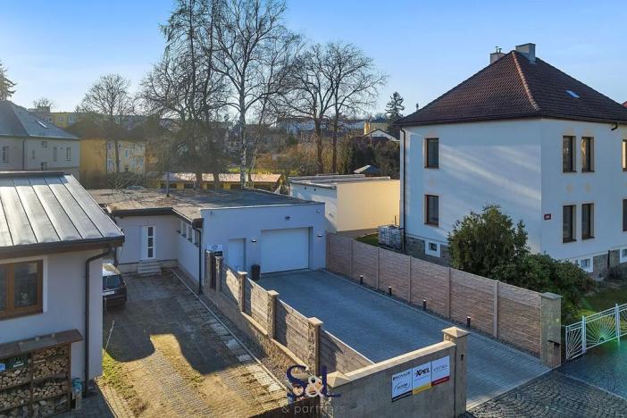 Prodej obchodního prostoru, Nový Bor, Česká, 325 m2