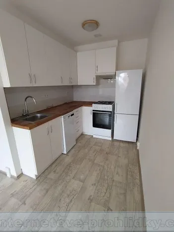 Pronájem bytu 2+kk, Praha - Chodov, Michnova, 45 m2